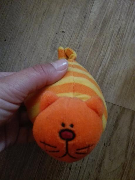 Šustící kočička, 