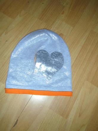 Čepice kovový lesk srdce 6-10 let, 122 / 128 / 134 / 140