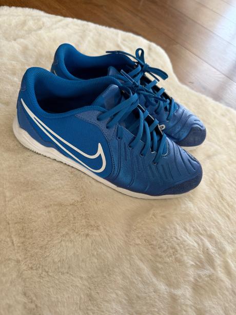 Tenisky sálovky, nike,38