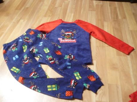 Vánoční komplet 7-8, 128