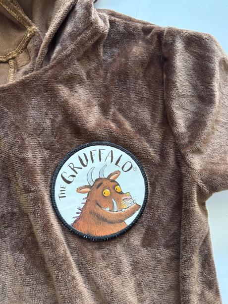 St4/ kostým gruffalo- v.cca 3/4 roky, 