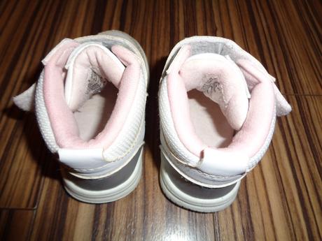 Luxusní bílostříbrné kožené kotníčkové boty 20/21, h&m,20