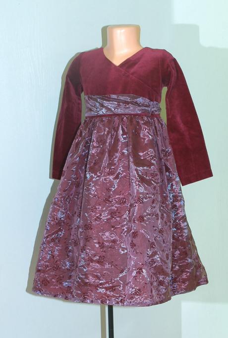 Společenské slavnostní plesové šaty, laura ashley,110