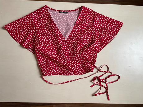 Zavinovací crop top, nenošený, vel s možná xs/s, s, xs