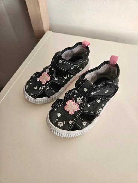 Bačkory, vel. 25 (stélka 15,5 cm), 25