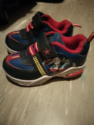 Boty mašinka tomáš, tesco,23