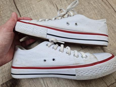 Dámské či dívčí tenisky, 37