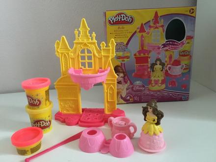 Play doh zámek princezny belle, 