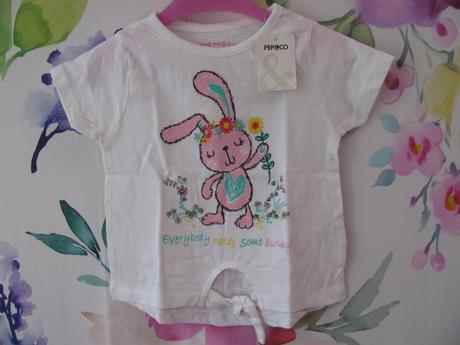 Bavlněné nové dívčí tričko s růžovým zajíčkem, pepco,86