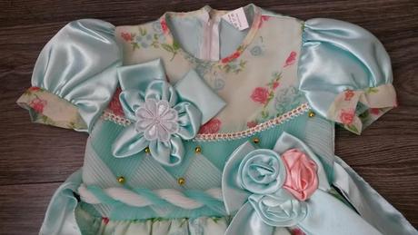 Saténové zdobené šatičky  vel. cca 86, 86