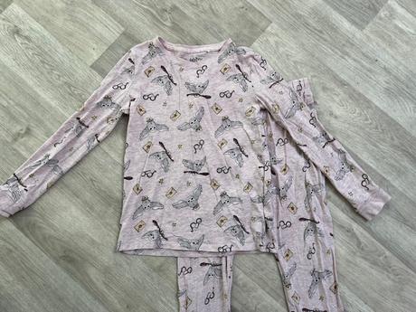Pyžamo 134/140, reserved,134