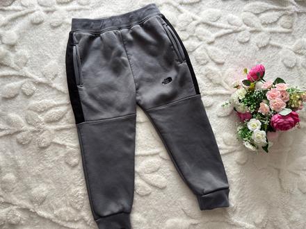 Tepláky silné - v.cca 2/3 roky, 98