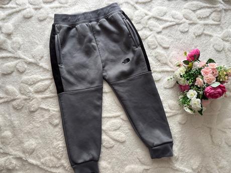 Tepláky silné - v.cca 2/3 roky, 98