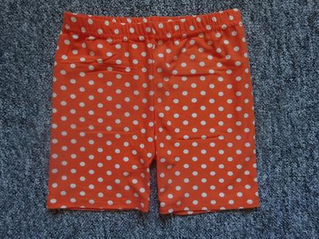 Krátké legíny puntík, vel. 122/128, 122