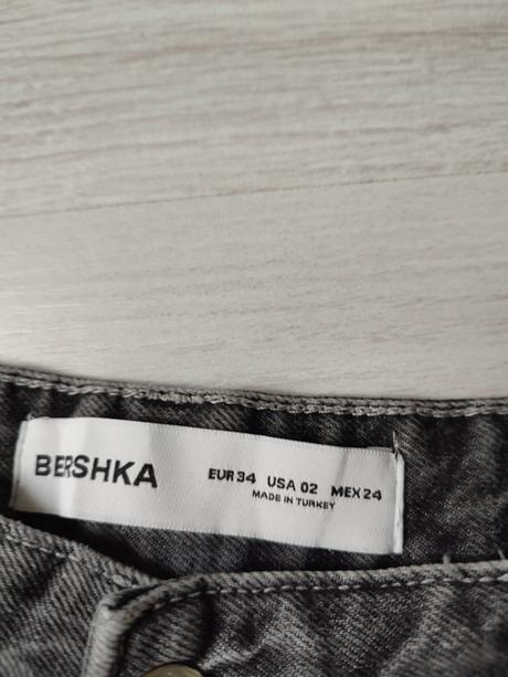 Džíny bershka, velikost 34, bershka,34