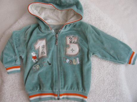 Krásná mátová velurová tepláková souprava s kapucí, 80