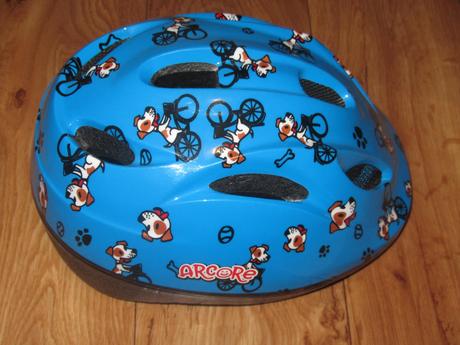 Cyklistická helma s pejsky, m