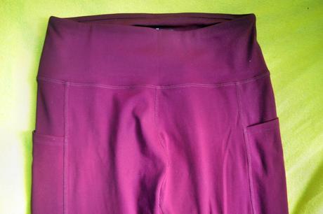 Dámské legíny a 2x sportovní top,v.38-44, 38 / 40 / 42 / 44