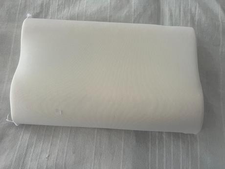 Profilovaný polštář z paměťové pěny vanse, 