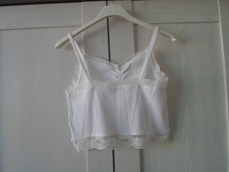 Bílé tričko triko tílko crop top s krajkou, new yorker,s