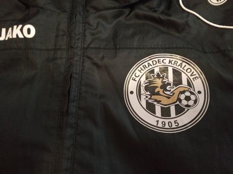 Šusťakova bunda fc hk vel. 128, 128