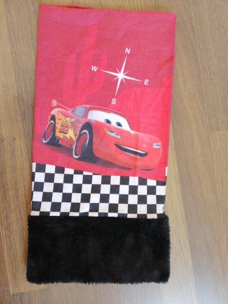 Nakrcnik cars, disney