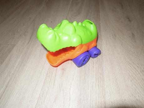 Autíčko krokodýl,