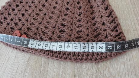 Háčkovaná čepice, 104