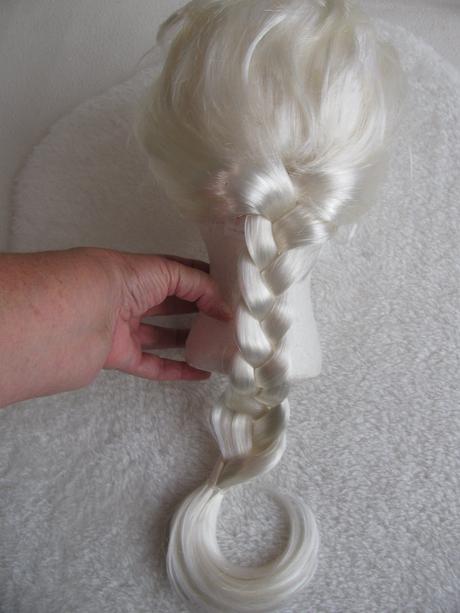 Kostým, šaty s vlečkou+paruka -led.království elza, 