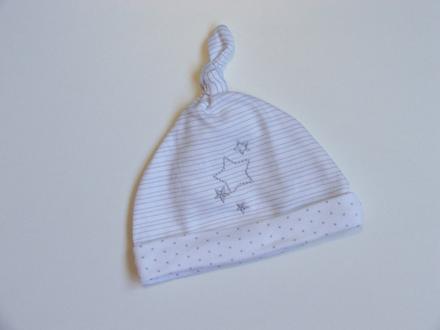 C605 čepička s hvězdičkou vel. 68, next,68
