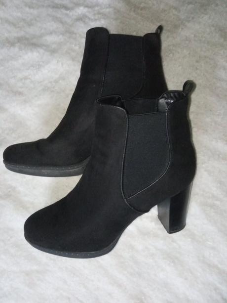 Krásné kozačky vel.40, baťa,40