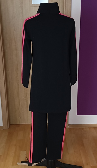 Tepláková souprava - zkrácená velikost vel. m, adidas,m