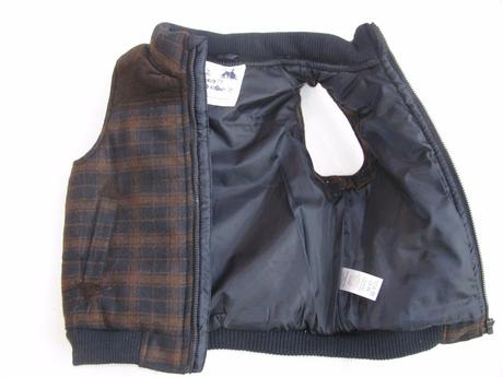 Zateplená tmavě hnědá prošívaná vesta, matalan,98