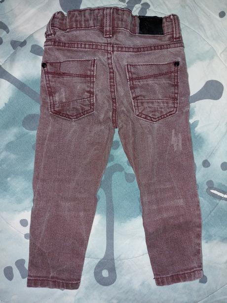 Trhané džíny sepraného vzhledu., reserved,92