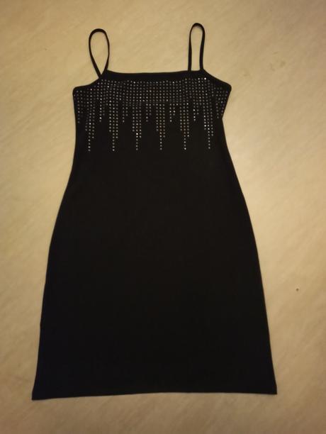 Černé šaty internacionale s/m, s