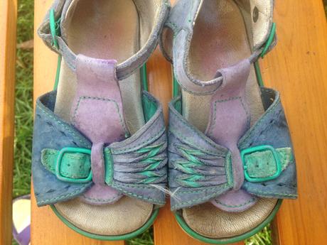 Dívčí sandále, 24