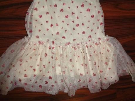 Bílé tylové šaty - stříbrnorůžová srdíčka, kiki&koko,98