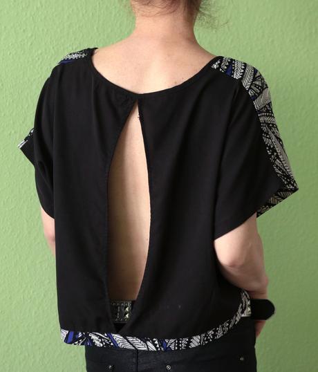 Top s průstřihem na zádech atmosphere vel.46, atmosphere,46 / xxxl