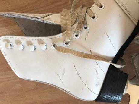 Klasicke bile brusle divci 34 jessica, 34