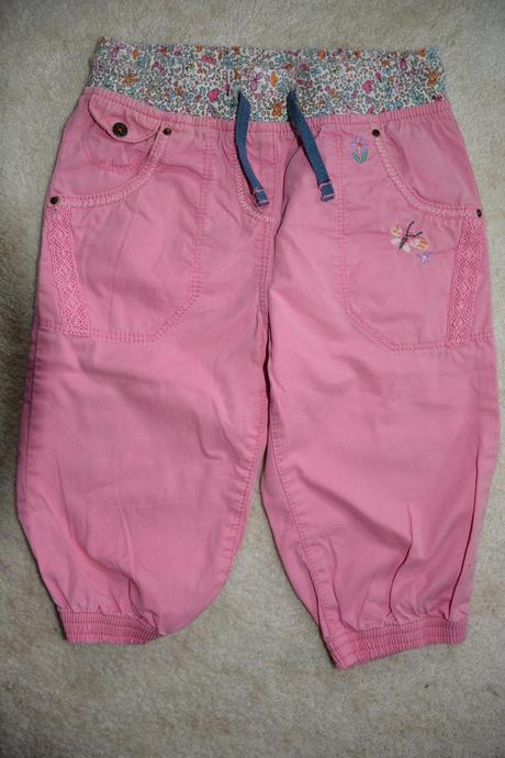 Kytičkovaný letní komplet, 86–98