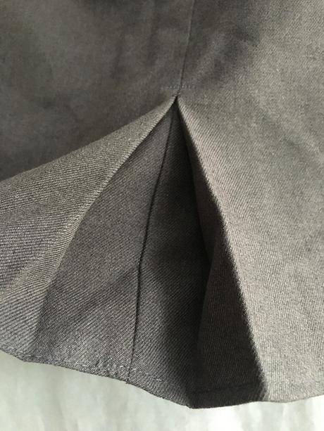 Vel. 140 hnědá společenská sukně, 140