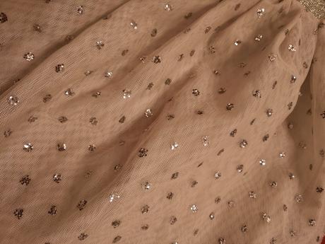 Zlatá puntíkatá tylová sukně, h&m,134