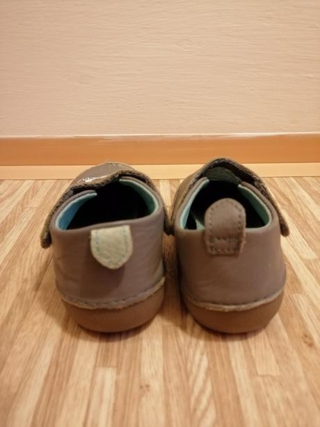 Vertbaudet vel. 23 kompromis barefoot, vertbaudet,23