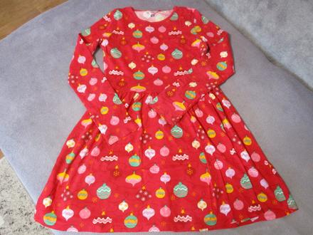 Šaty vánoční, 164