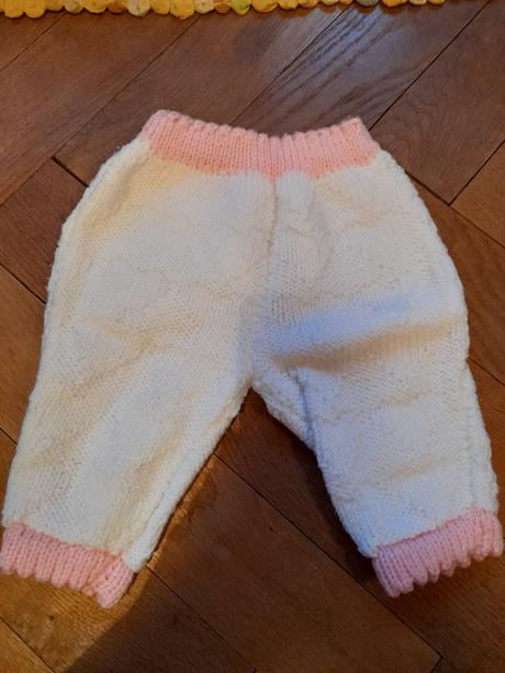 Pletené kalhoty na miminko holčičku růžovobílé, 74