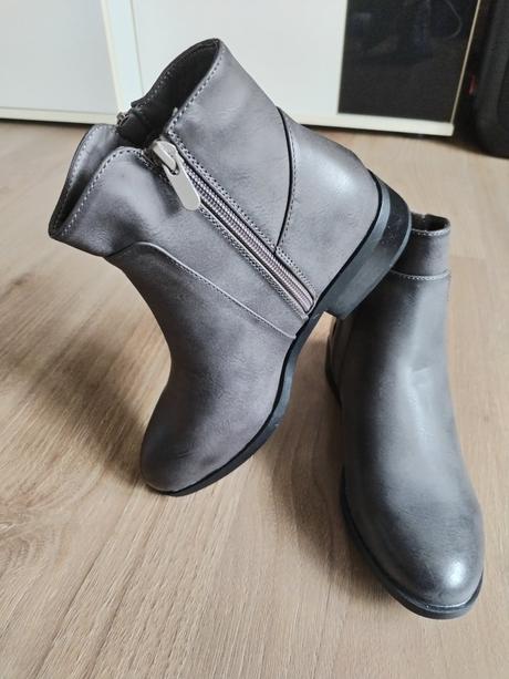 Nové nadkotníkové dámské boty sds vel 37, sds,37