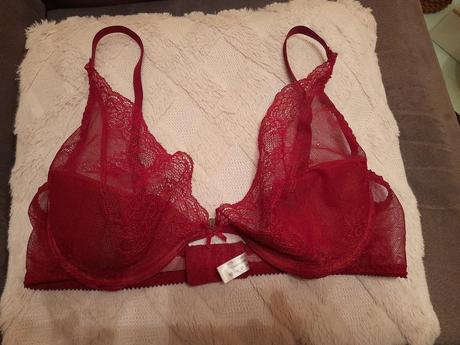 Dámská podprsenka, 85d