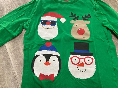 Vánoční tricko, 122
