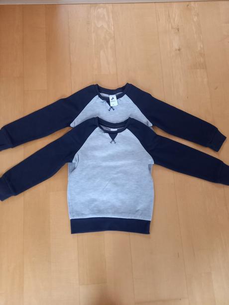 2x mikinka palomino, 122