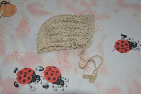 Háčkovaná čepička pro novorozence, 56